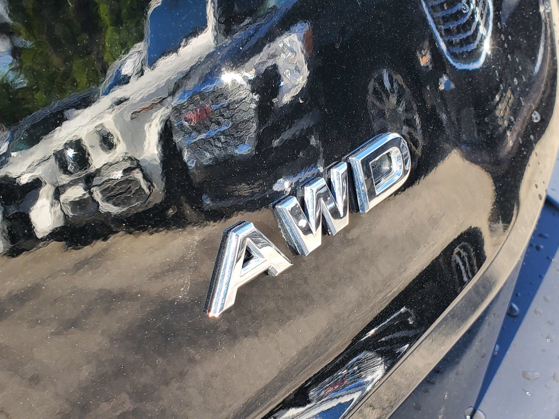 Used 2023 Nissan Rogue S AWD/4WD image 7