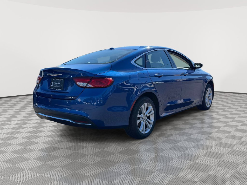Used 2015 Chrysler 200 Limited w/ Convenience Group FWD image 8
