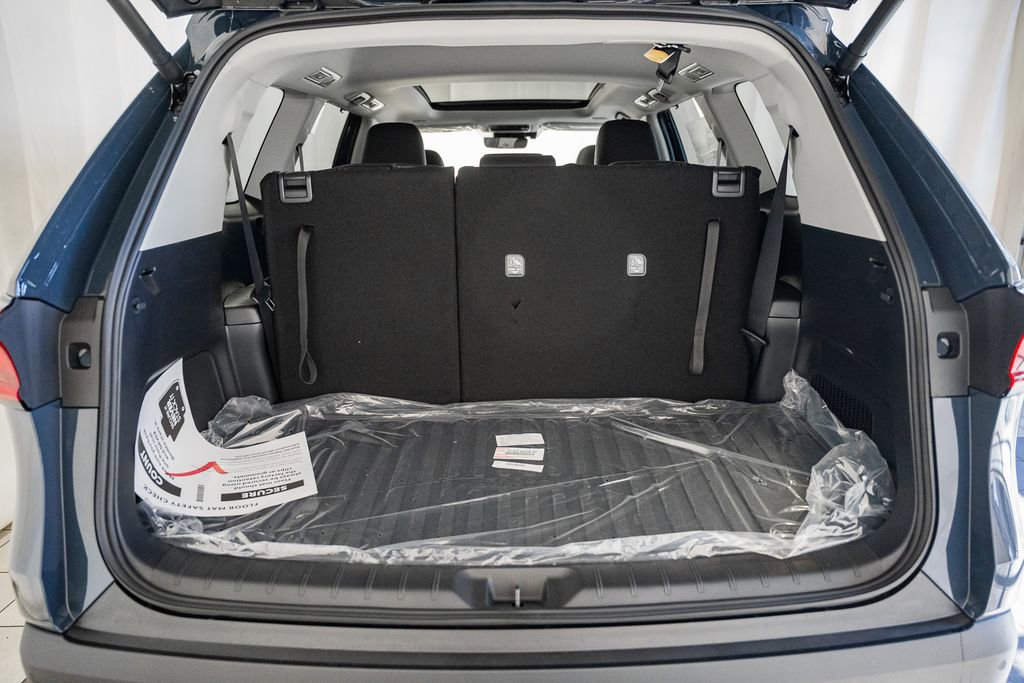 New 2026 Toyota Grand Highlander Limited image 10