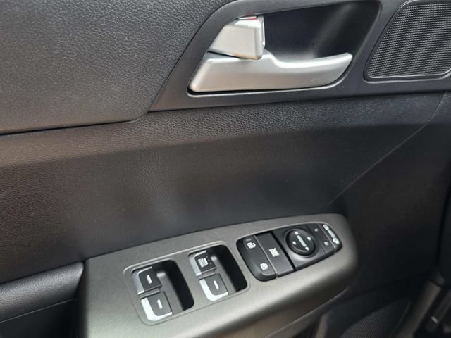 Used 2020 Kia Sportage LX w/ LX Popular Package FWD image 20
