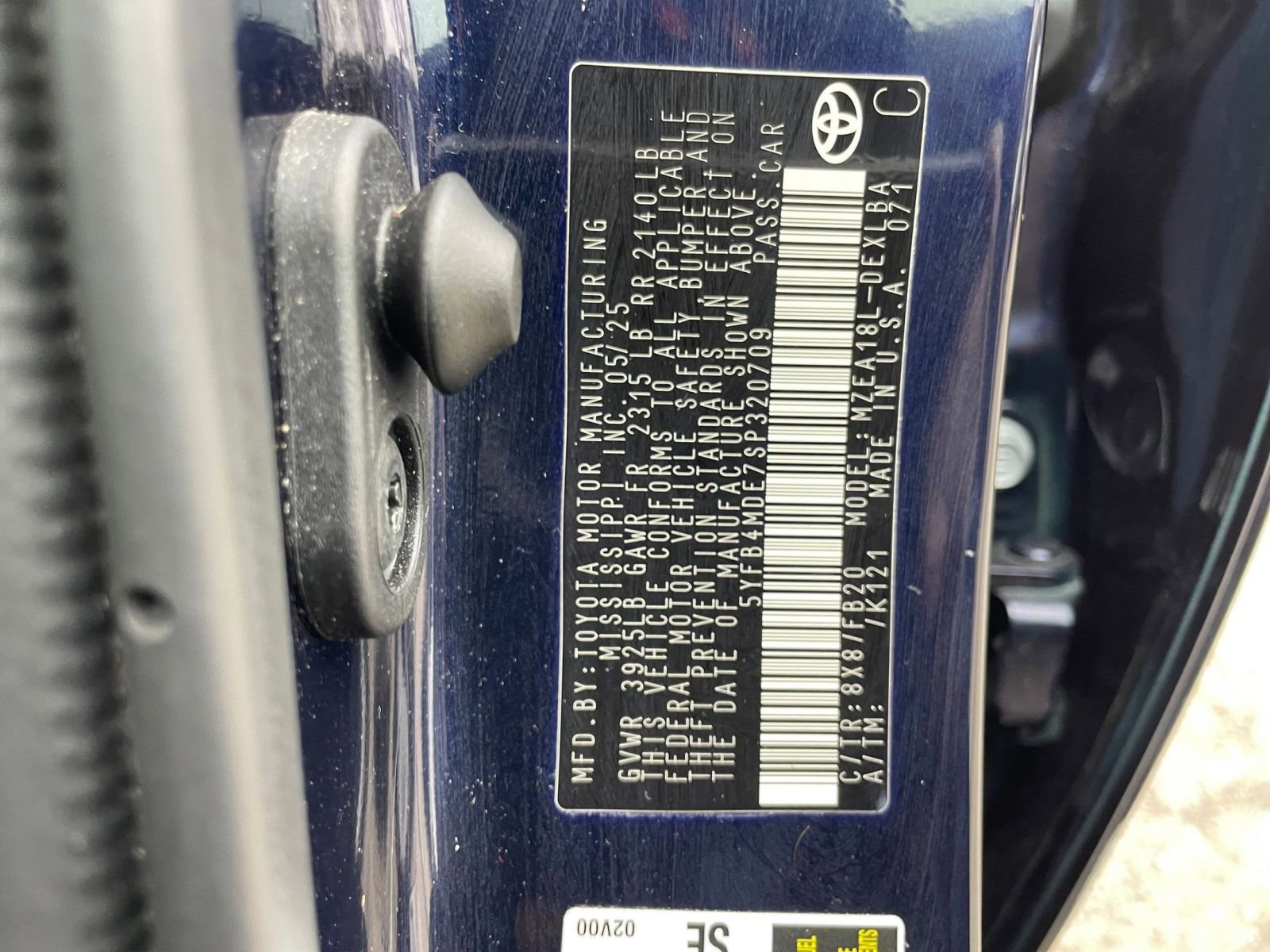 Used 2025 Toyota Corolla LE image 27