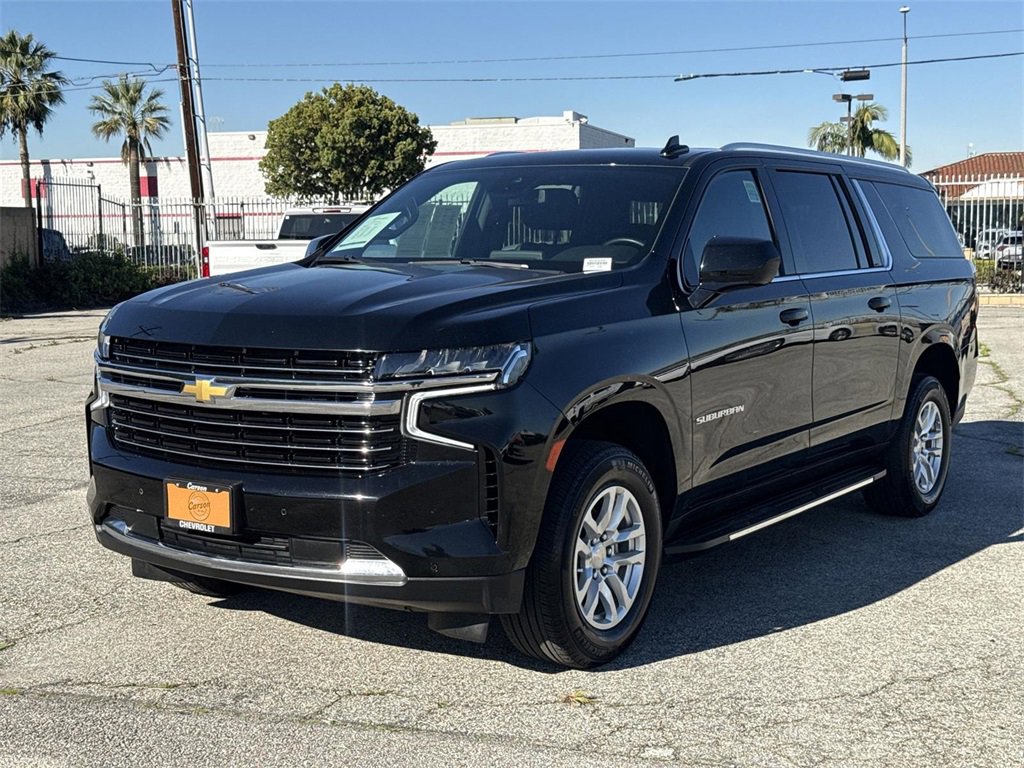 Used 2024 Chevrolet Suburban LT image 7