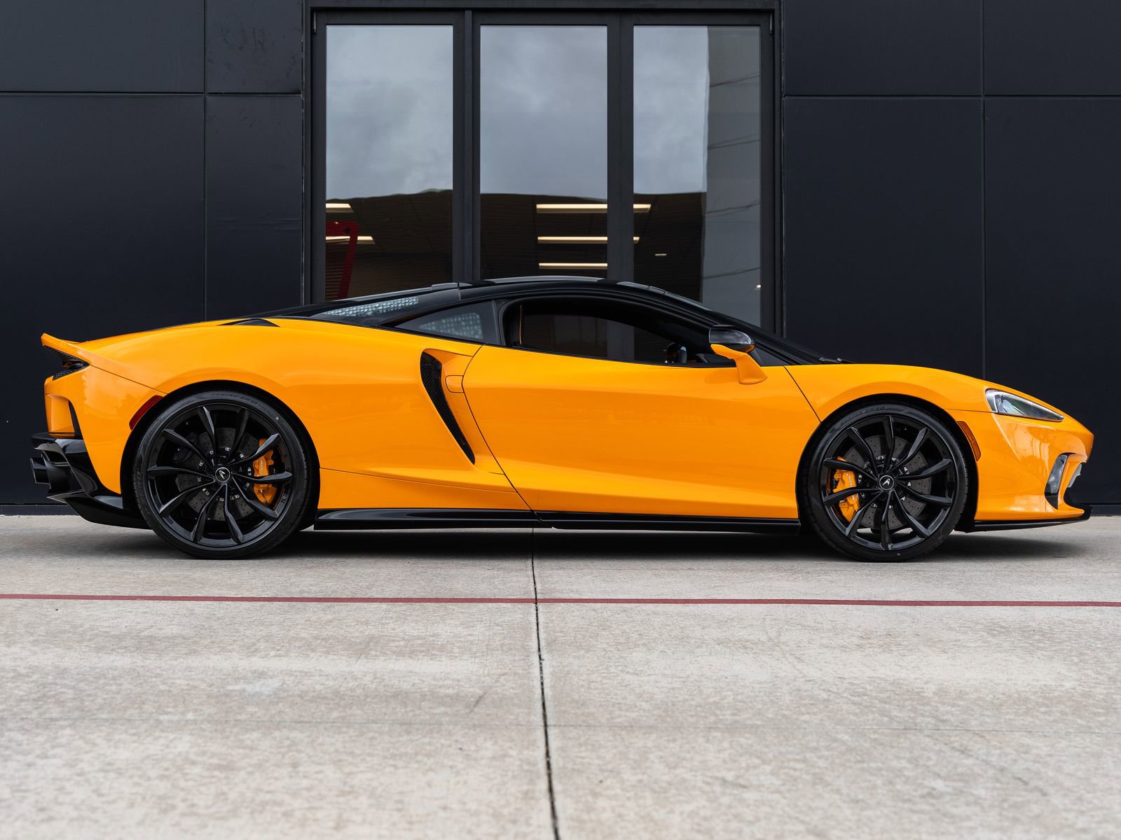 Used 2026 McLaren GTS RWD image 10