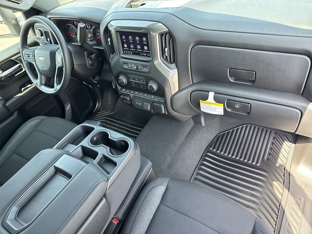New 2026 Chevrolet Silverado 2500 Custom w/ Custom Value Package AWD/4WD image 33