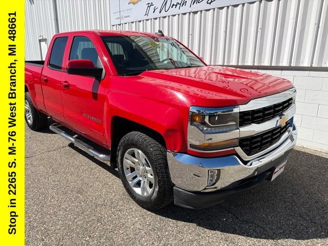 Used 2018 Chevrolet Silverado 1500 LT w/ All Star Edition AWD/4WD image 7