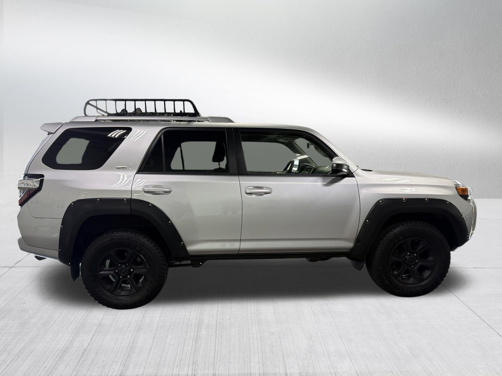 Used 2015 Toyota 4Runner SR5 AWD/4WD image 8