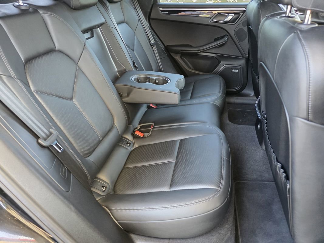 Used 2019 Porsche Macan image 27