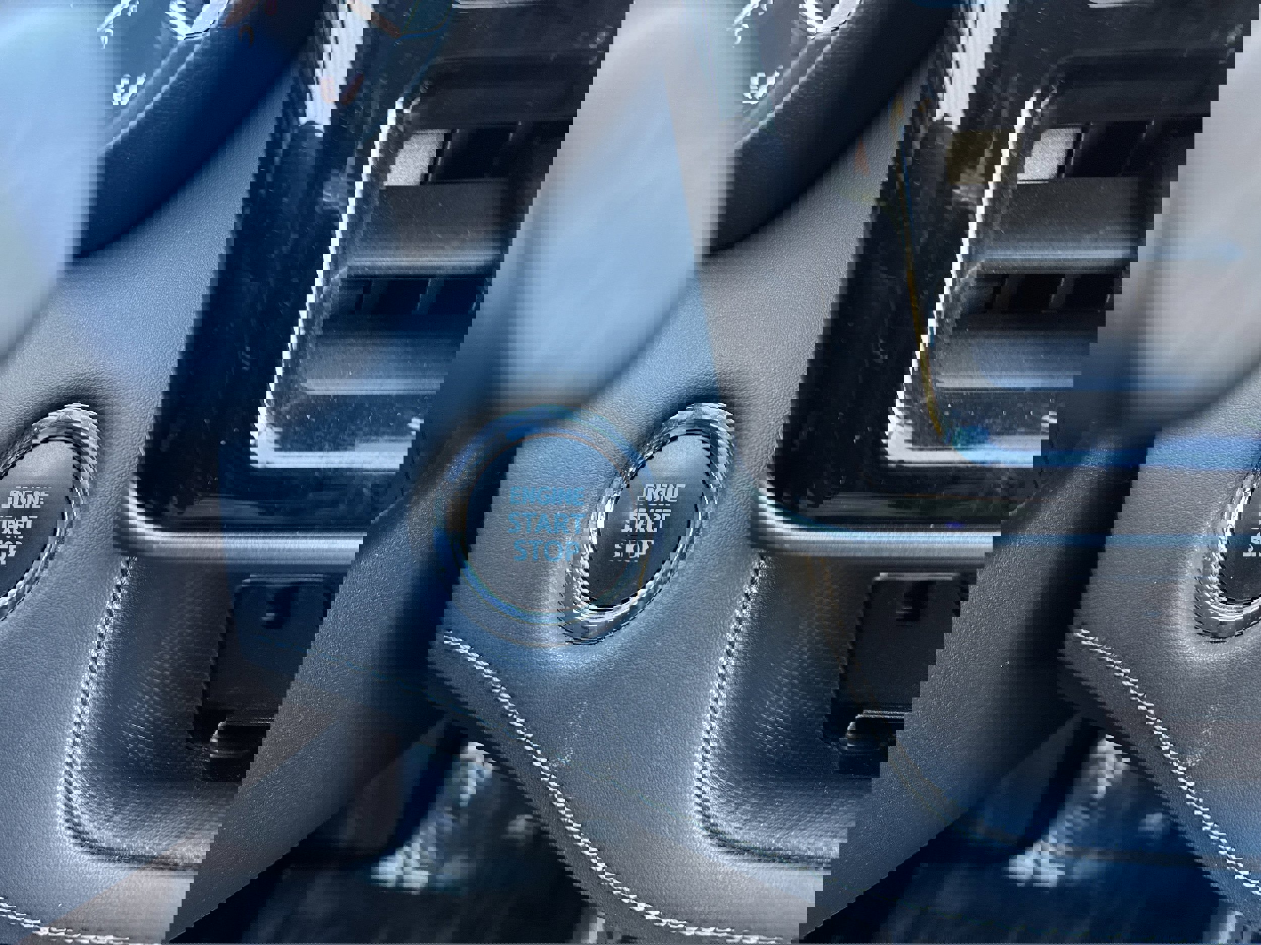 Used 2022 Toyota Highlander XLE image 23