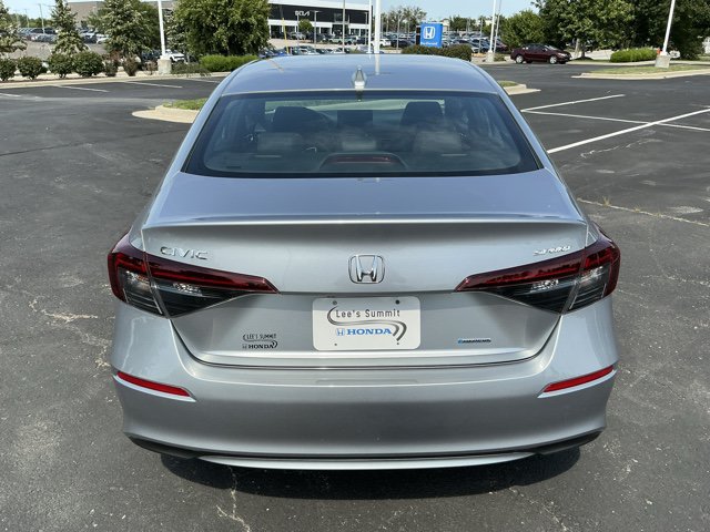 Used 2025 Honda Civic Sport image 4