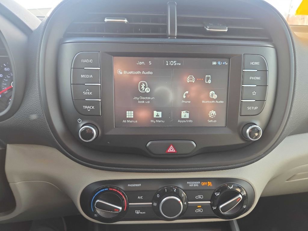 Used 2020 Kia Soul LX image 16