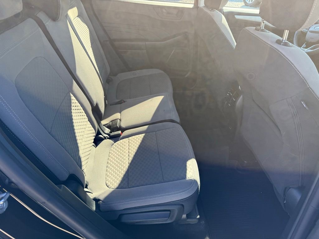 Certified 2022 Ford Escape SE w/ Cold Weather Package image 44