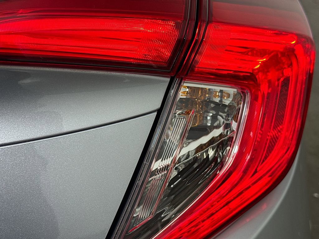 Used 2018 Honda Civic EX-T image 31