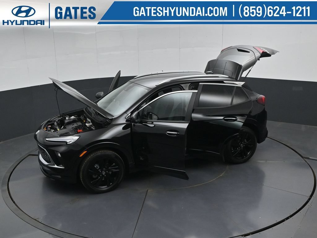 Used 2025 Buick Encore GX Sport Touring FWD image 49