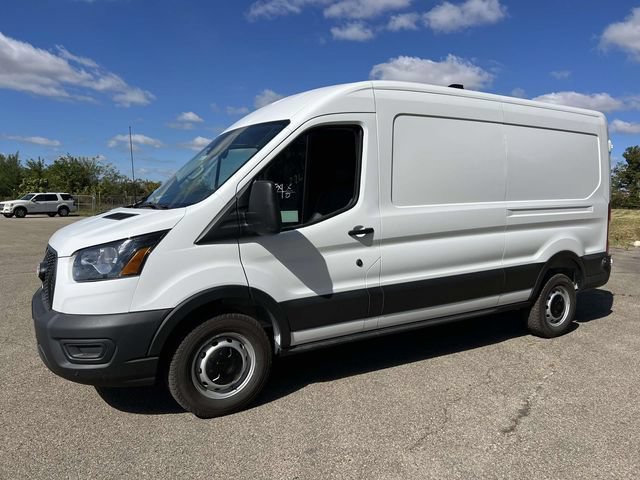 New 2026 Ford Transit 250 148 Medium Roof w/ Load Area Protection Package RWD image 3