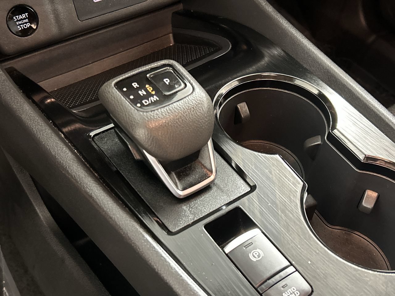 Used 2025 Nissan Rogue SV FWD image 16