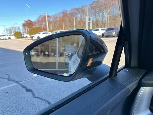 New 2025 Volkswagen Tiguan SE R-Line image 15