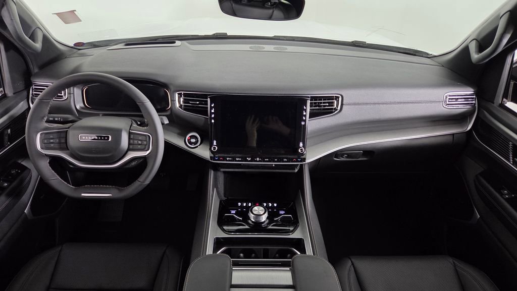 New 2025 Jeep Wagoneer Series III image 44