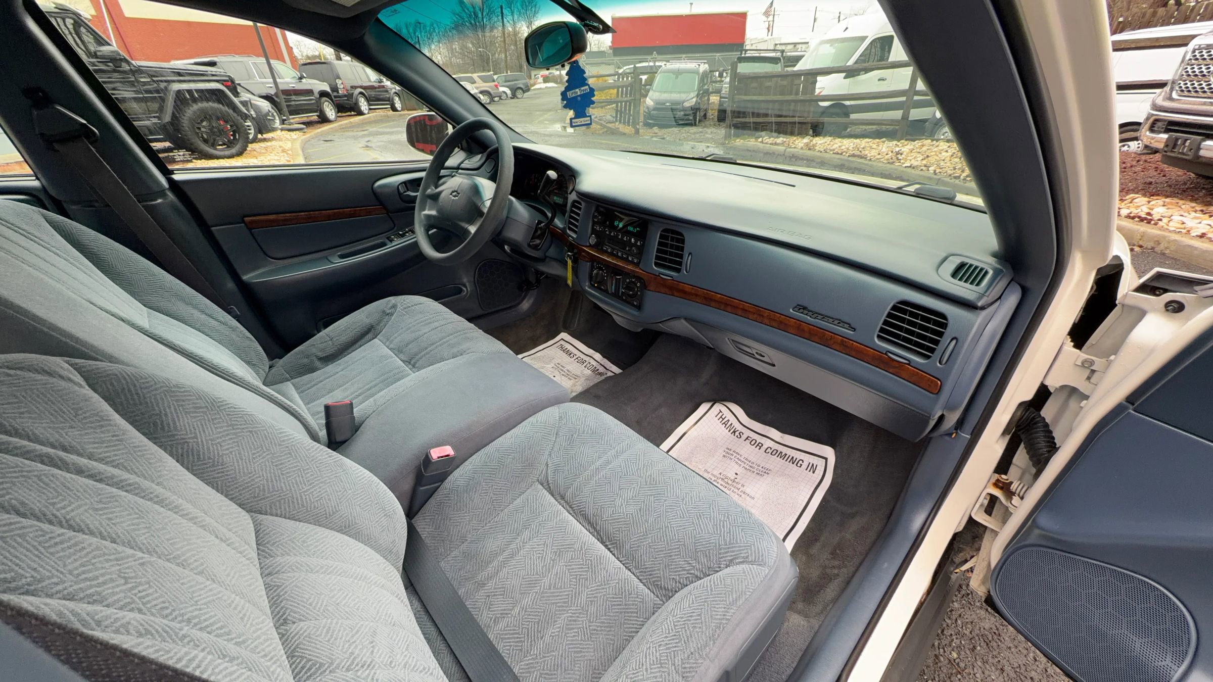 Used 2004 Chevrolet Impala Sedan image 23