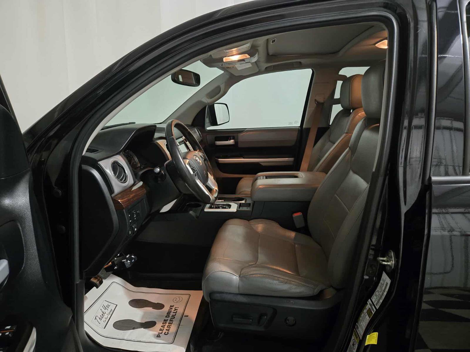 Used 2014 Toyota Tundra Limited w/ Limited Premium Package image 11