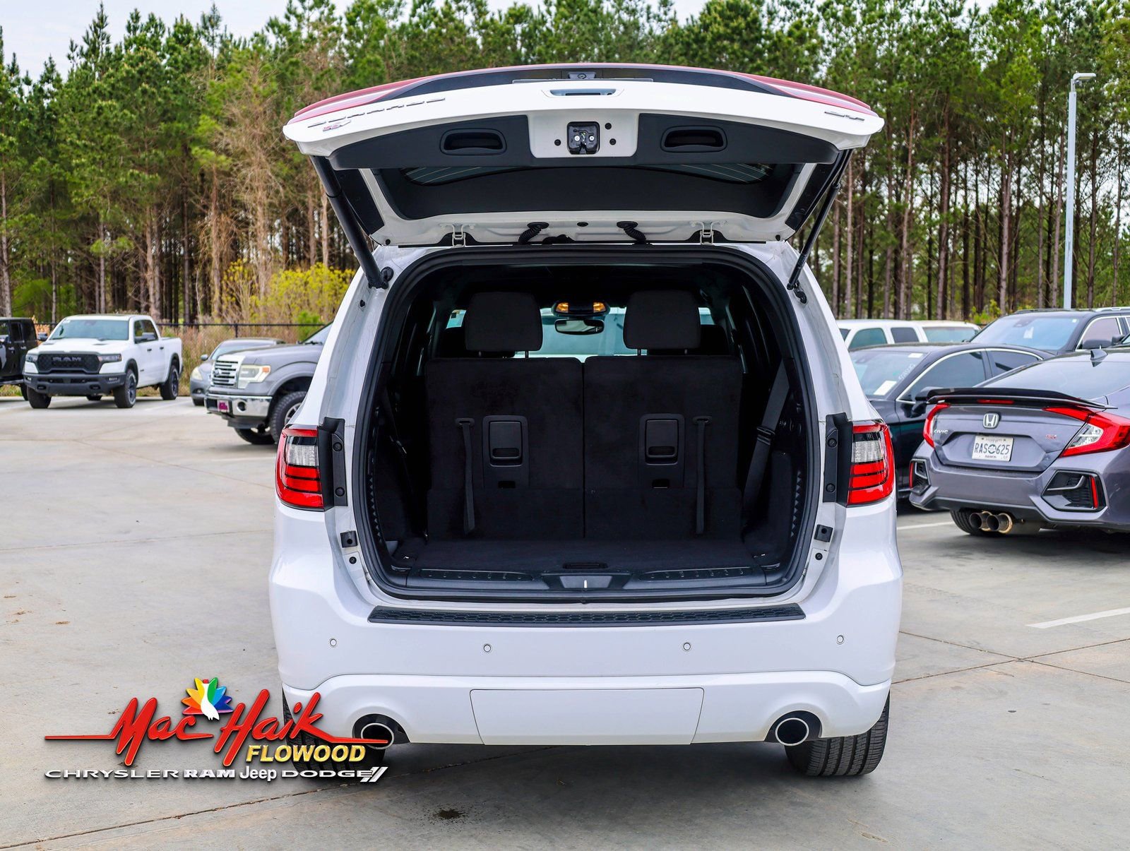 Used 2026 Dodge Durango GT image 9