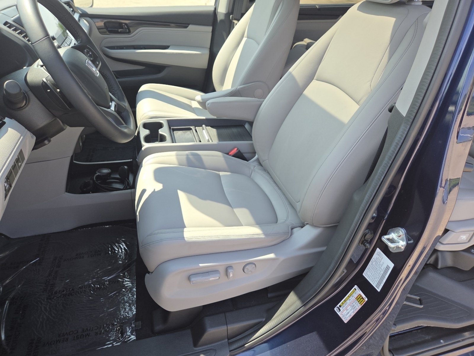 Used 2024 Honda Odyssey Touring image 25
