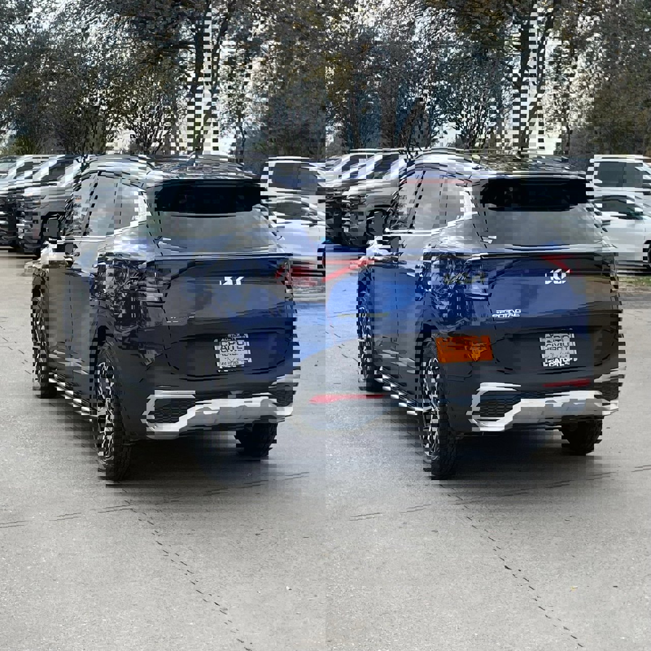 Used 2025 Kia Sportage EX w/ Premium Package image 4