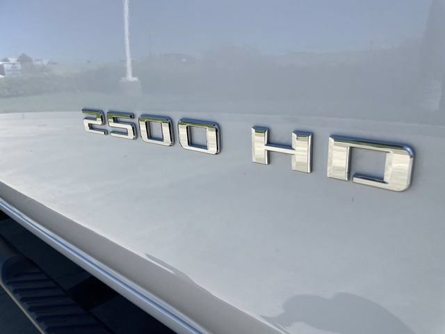 Used 2025 Chevrolet Silverado 2500 Custom AWD/4WD image 31