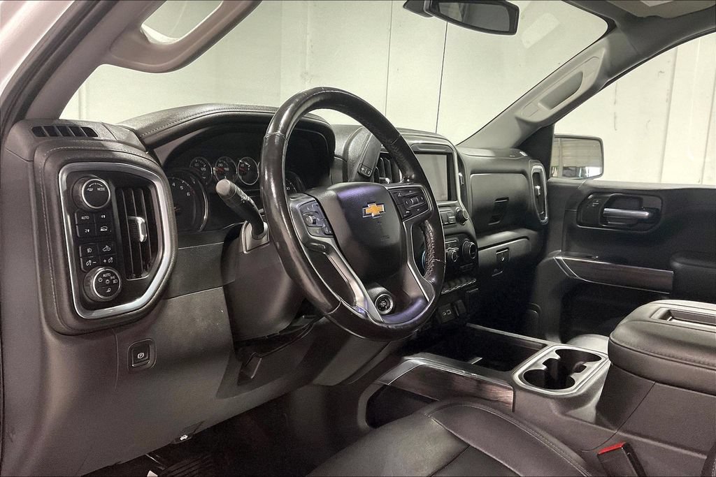 Used 2021 Chevrolet Silverado 1500 LTZ w/ LPO, Dark Essentials Package AWD/4WD image 16