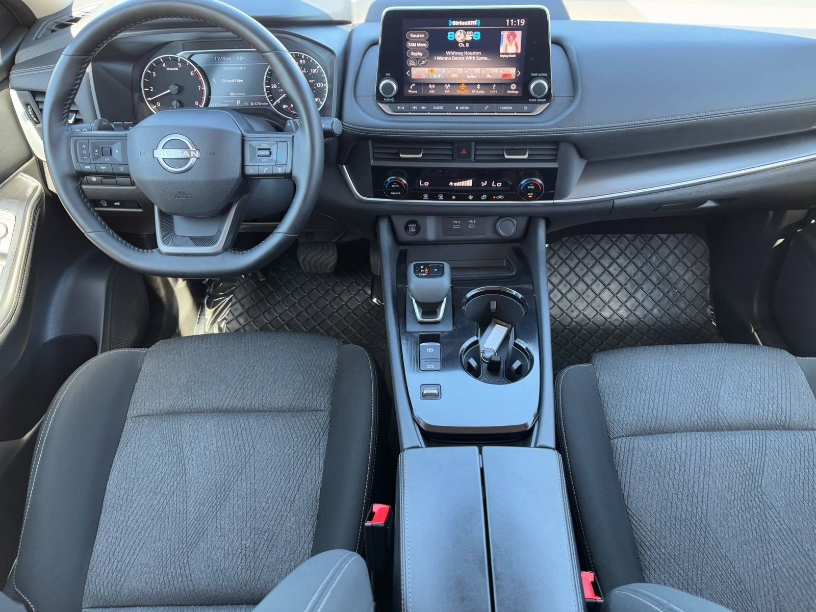 Certified 2025 Nissan Rogue SV image 12