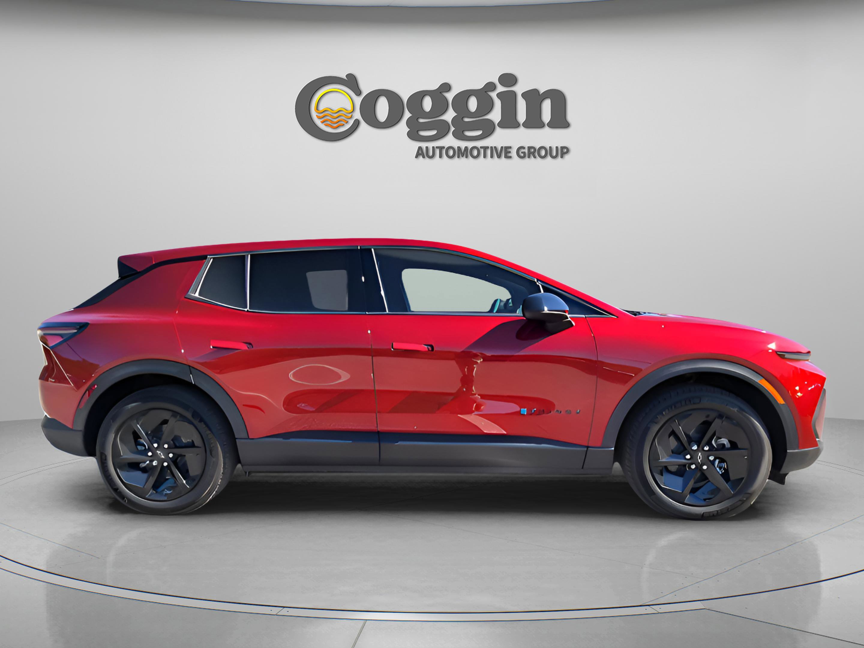 New 2026 Chevrolet Equinox EV LT w/ Midnight Package image 3