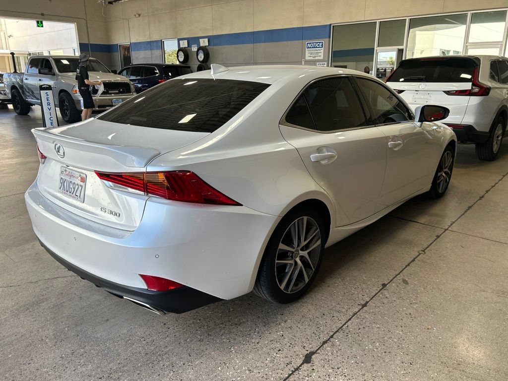 Used 2020 Lexus IS 300 w/ Navigation Package RWD image 9