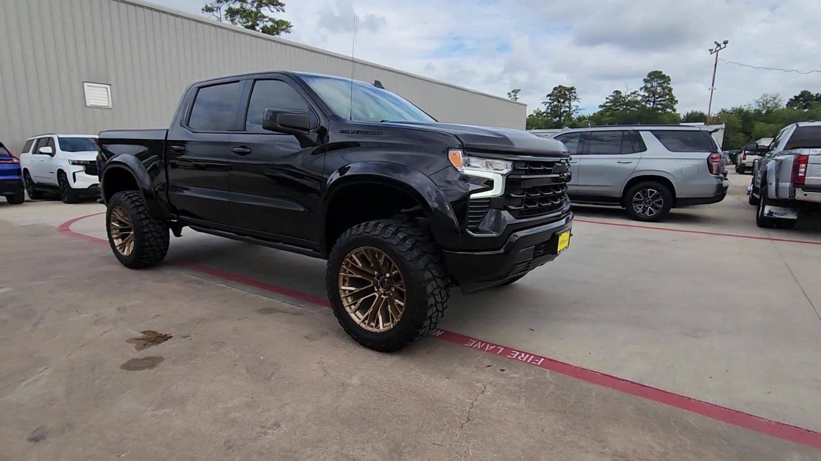 Used 2023 Chevrolet Silverado 1500 RST w/ LPO, Dark Essentials Package AWD/4WD image 2