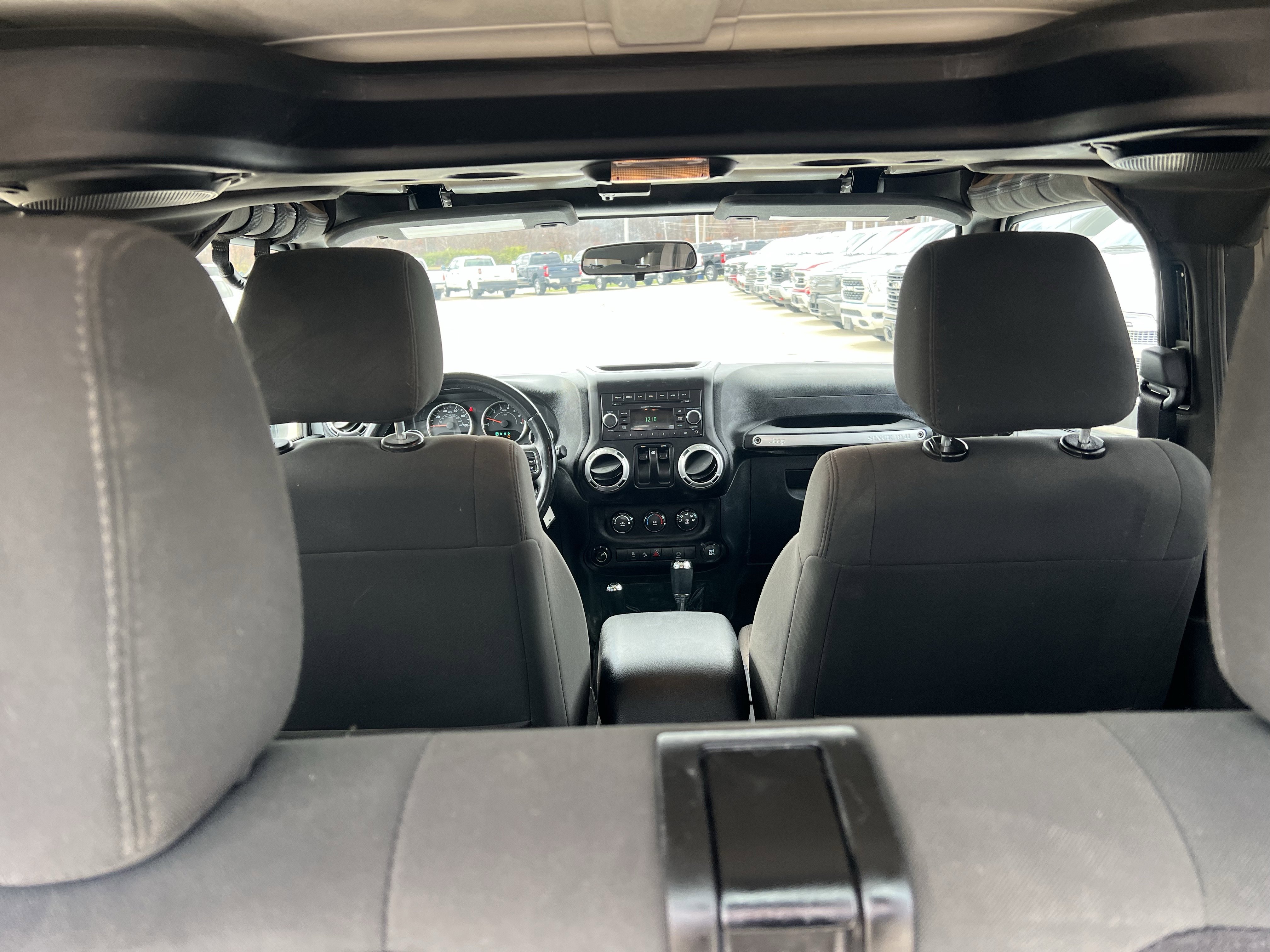 Used 2012 Jeep Wrangler Sahara image 27