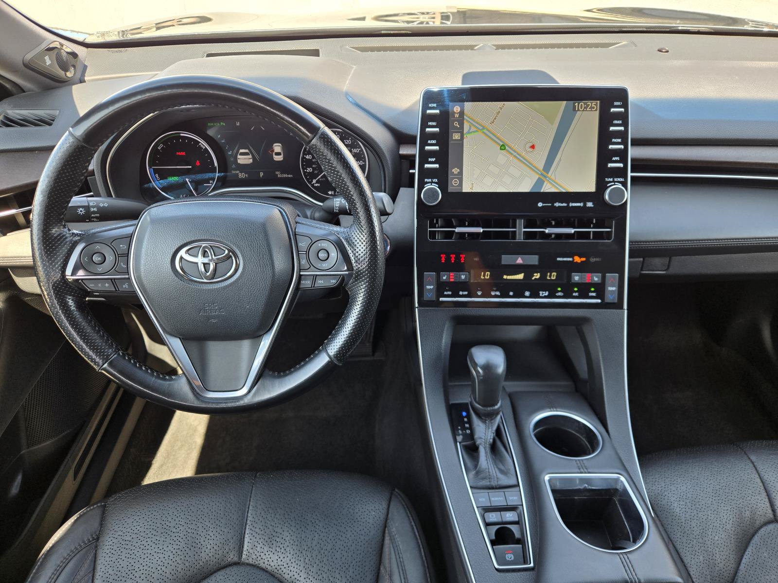 Used 2021 Toyota Avalon Limited w/ Advanced Safety Package FWD image 6