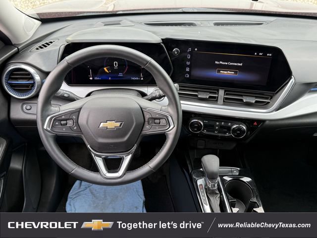 Used 2024 Chevrolet Trax LT w/ Driver Confidence Package image 12