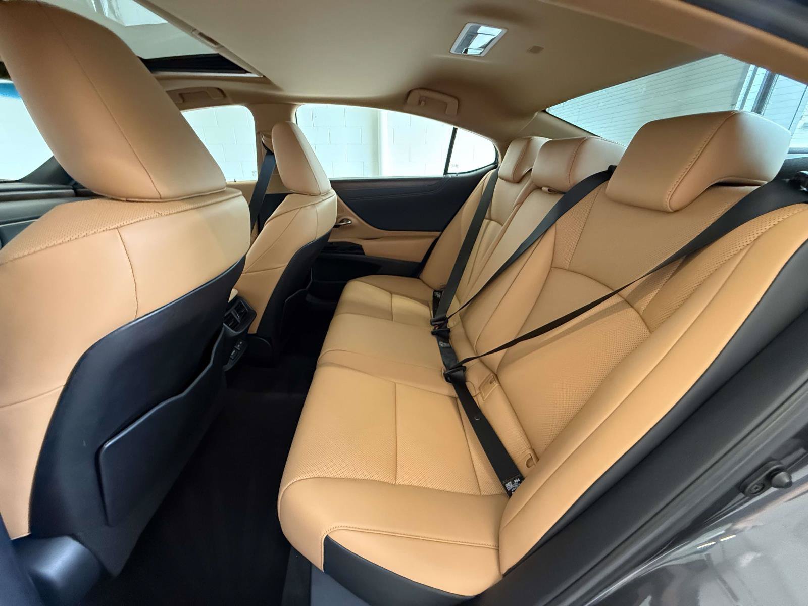 Certified 2024 Lexus ES 350 w/ Premium Package FWD image 19