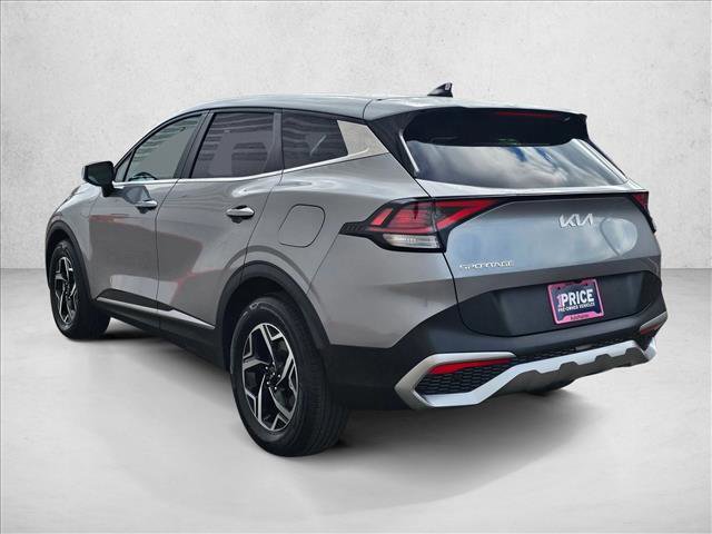 Used 2024 Kia Sportage LX image 3