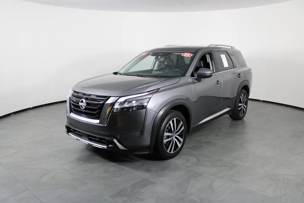 Certified 2023 Nissan Pathfinder Platinum image 2