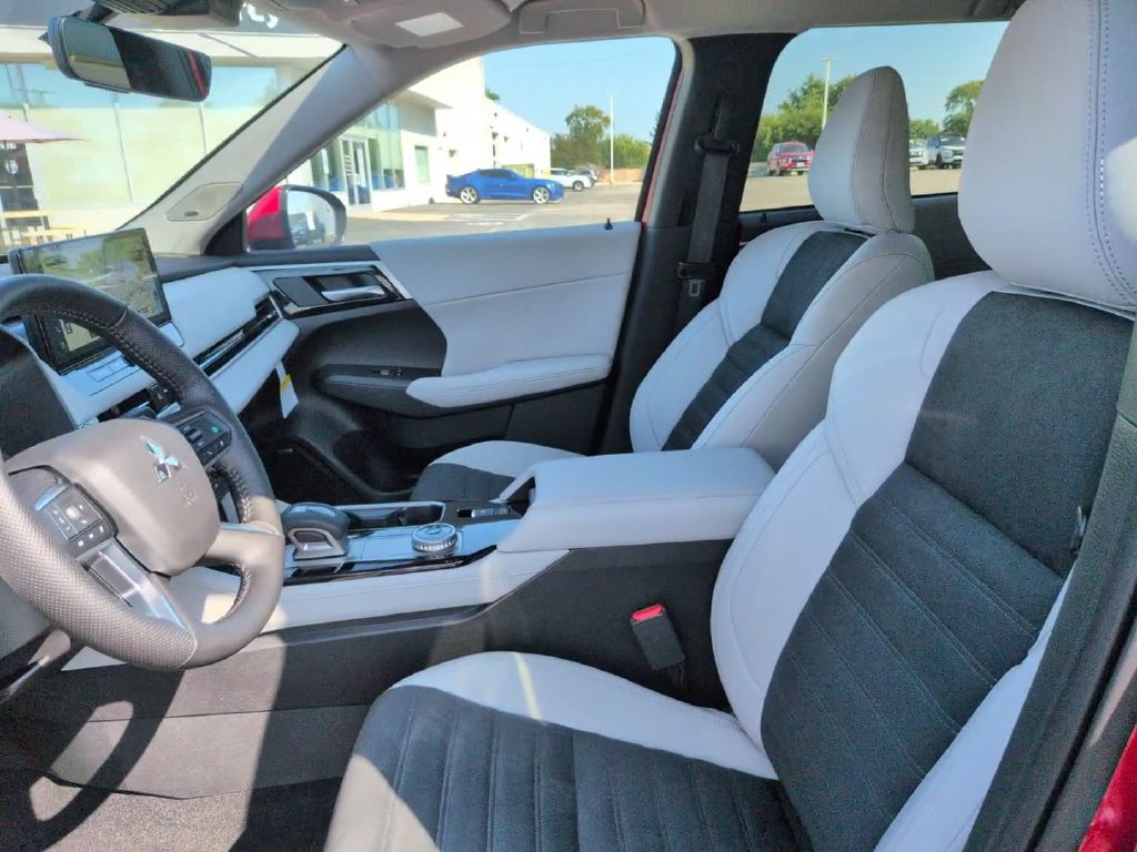 New 2026 Mitsubishi Outlander SE AWD/4WD image 20