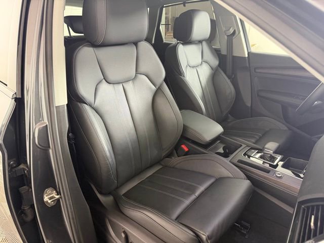 Used 2023 Audi Q5 2.0T Premium Plus w/ Premium Plus Package AWD/4WD image 23