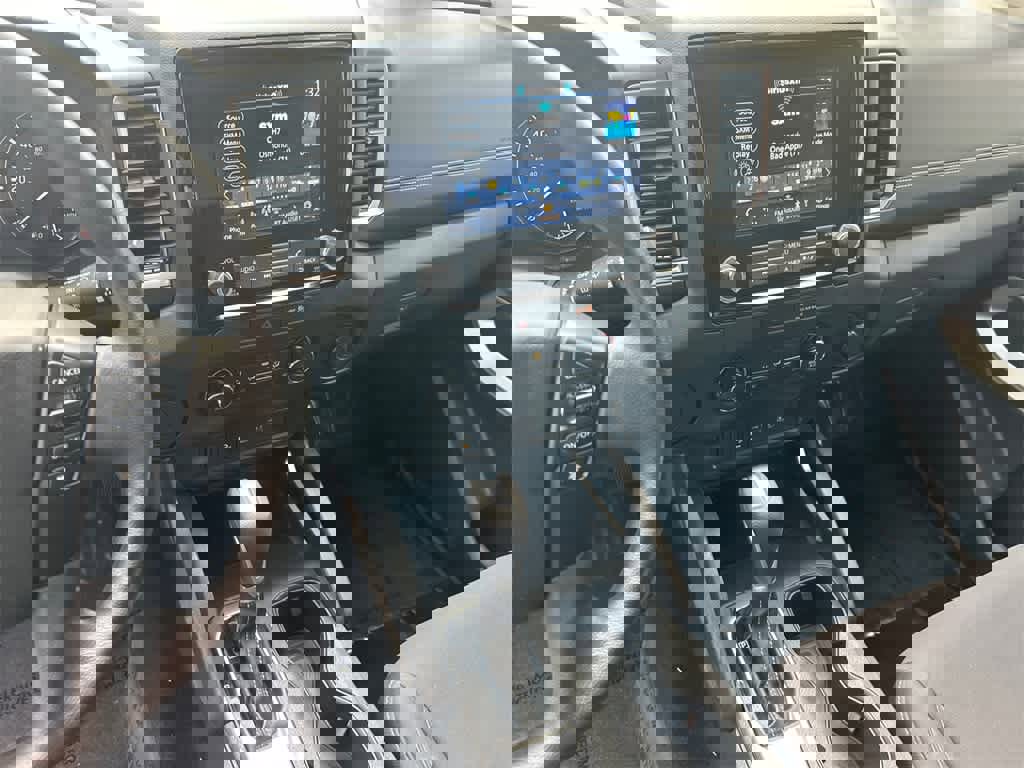 Used 2022 Nissan Frontier SV w/ Technology Package image 24