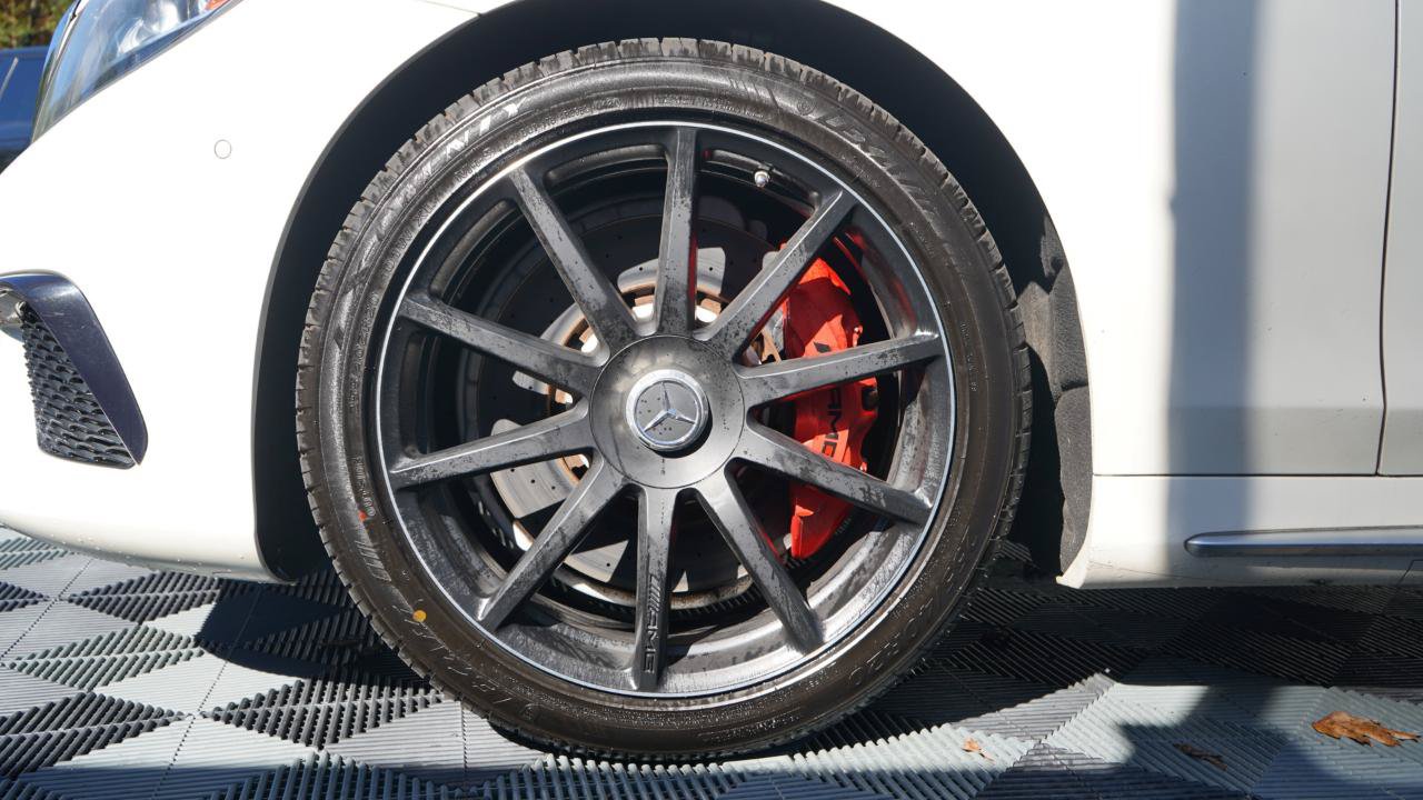 Used 2015 Mercedes-Benz S 63 AMG 4MATIC Sedan image 30