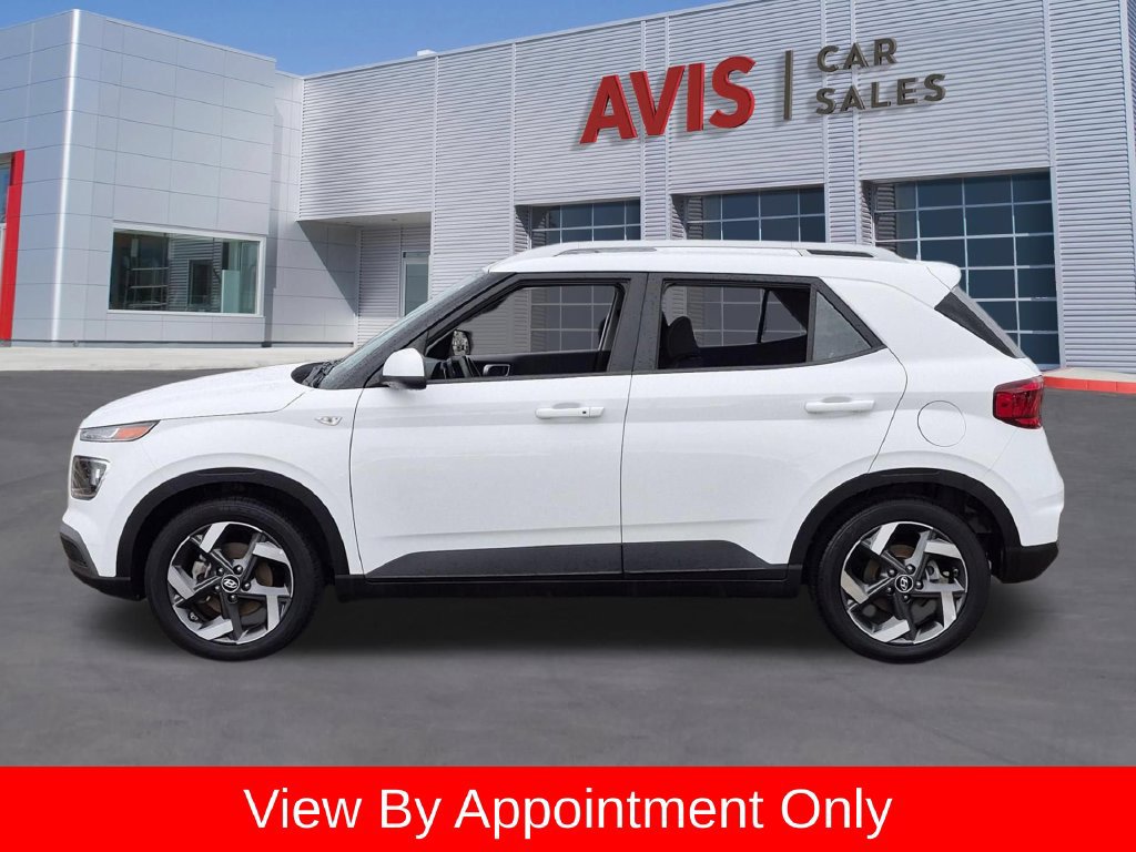 Used 2026 Hyundai Venue SEL FWD image 10