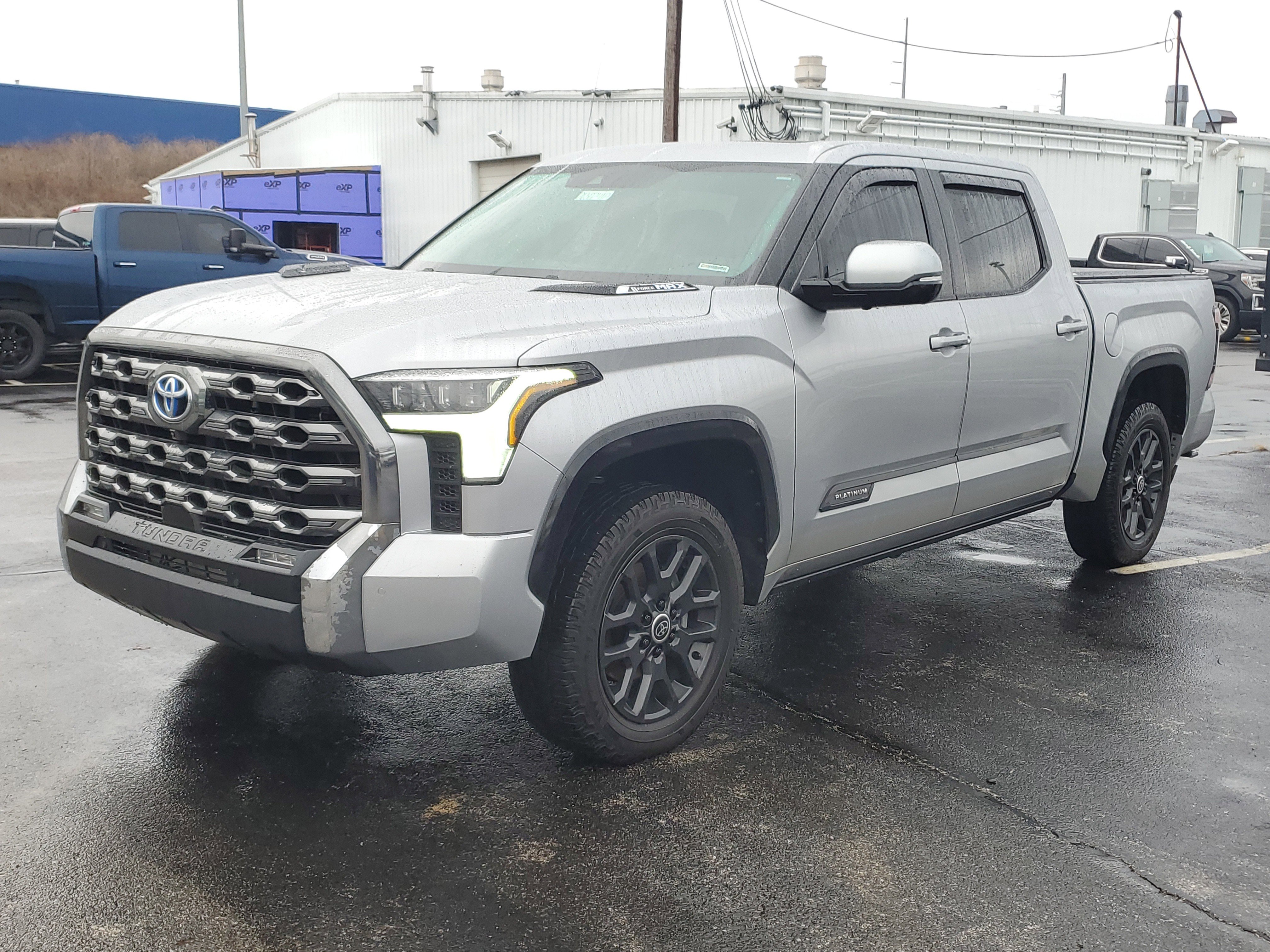 Used 2024 Toyota Tundra Platinum image 9