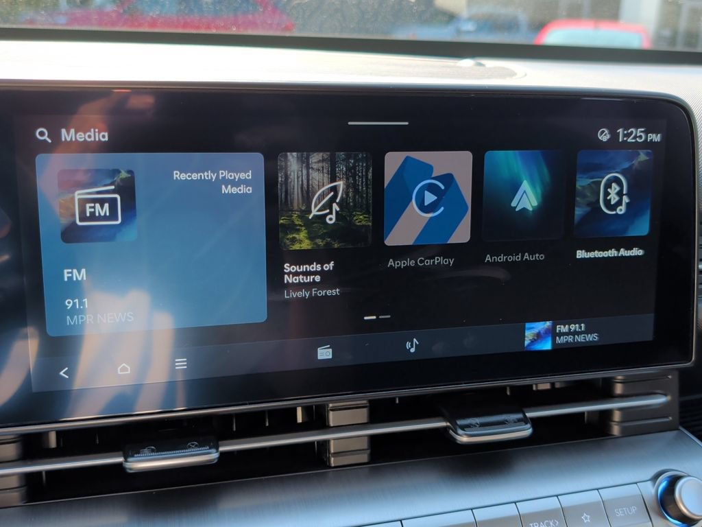 Used 2024 Hyundai Kona SEL FWD image 29