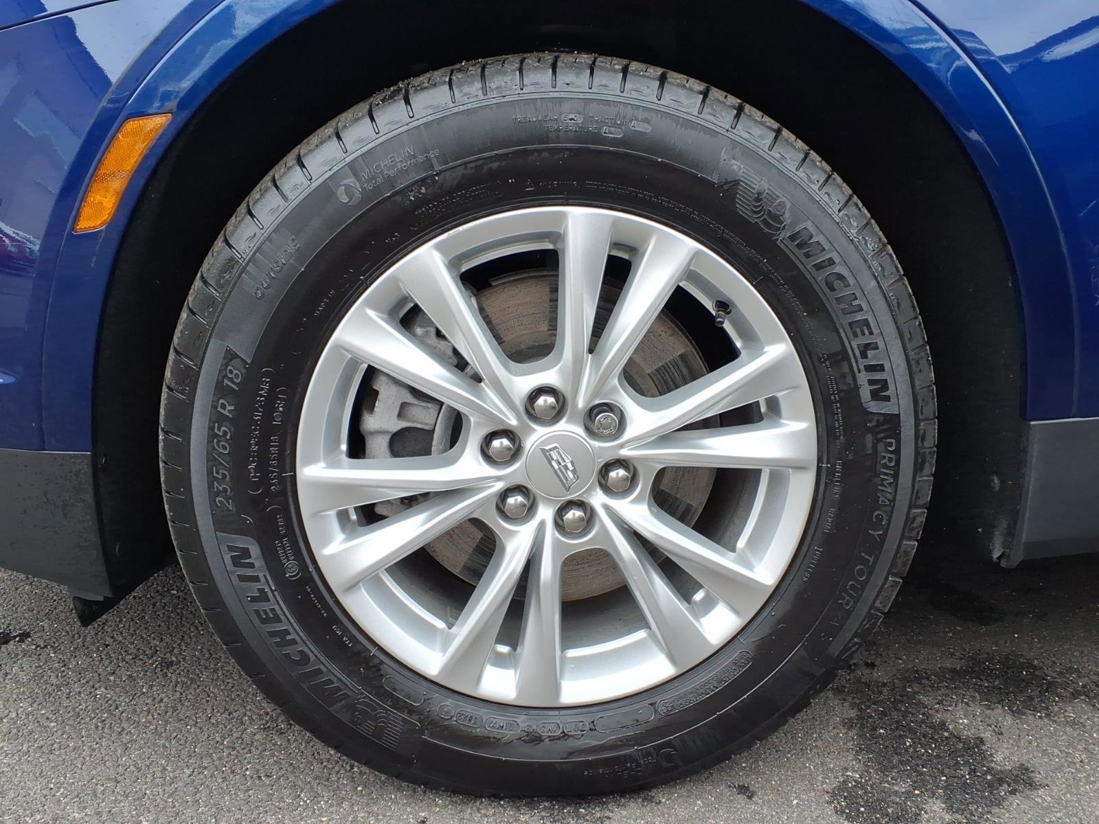 Certified 2023 Cadillac XT5 Luxury image 8