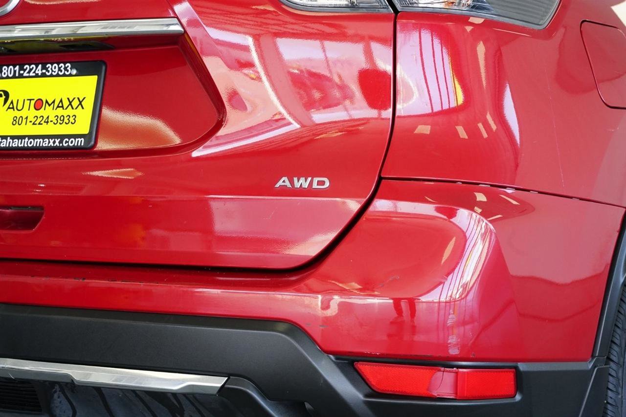 Used 2017 Nissan Rogue S w/ Appearance Package image 7