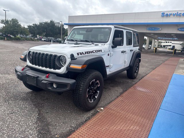 Used 2025 Jeep Wrangler Unlimited Rubicon AWD/4WD image 8