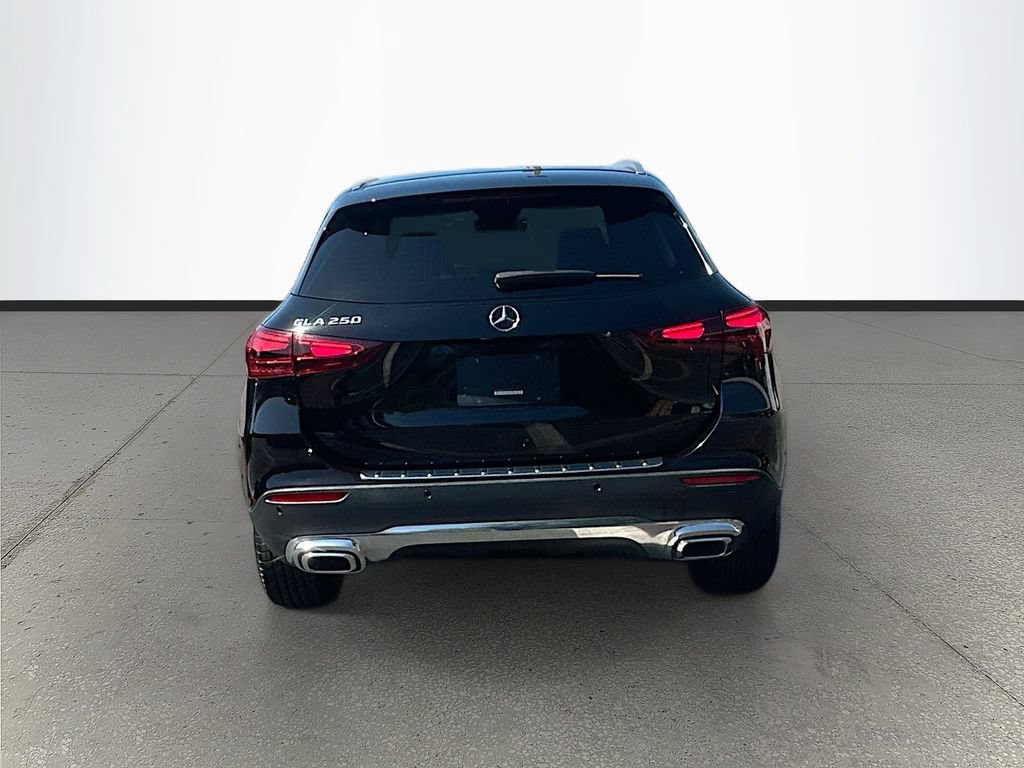 Used 2025 Mercedes-Benz GLA 250 image 6