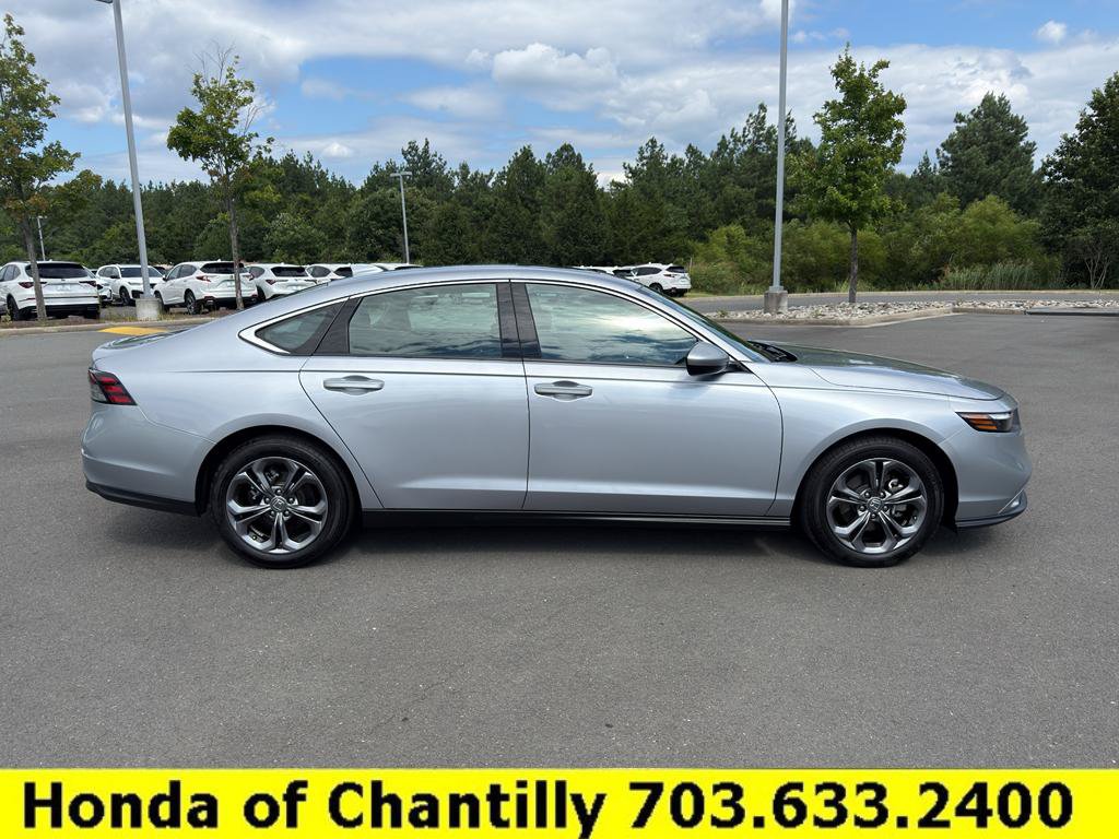 Certified 2023 Honda Accord EX image 8